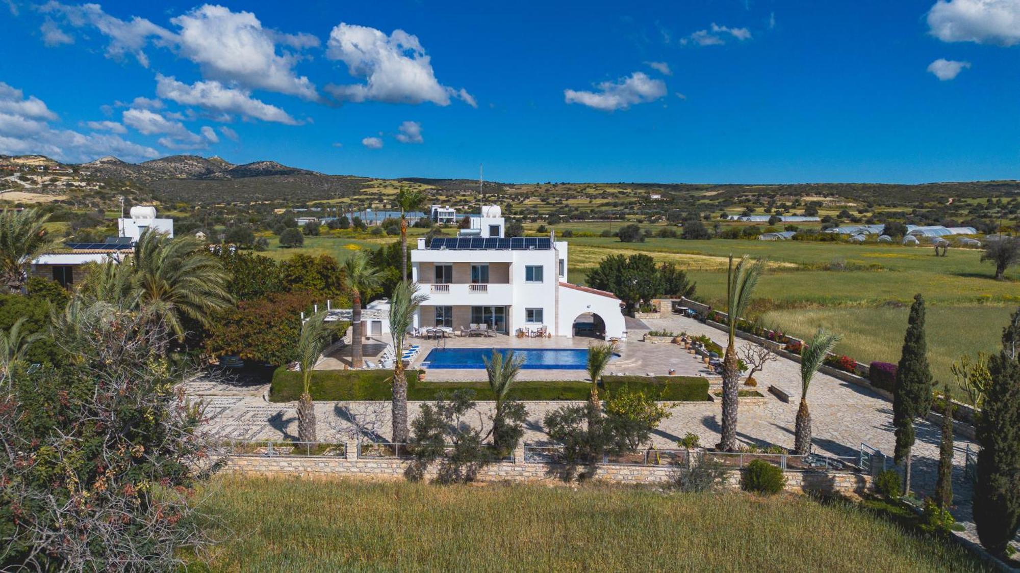 Villa Chrysta Agios Theodoros Exterior photo